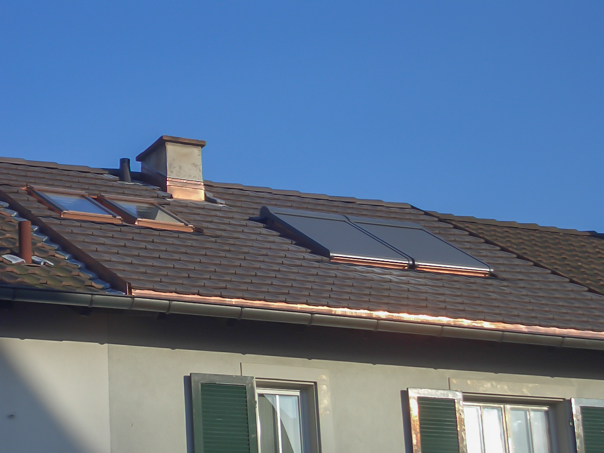 knoerndel_holzbau_zimmerei_holzwurm_dachsanierungen_denkmalpflege_isolationen_dachreparatur_dachfenster_velux_riehen_bettingen_basel_innenausbau 2