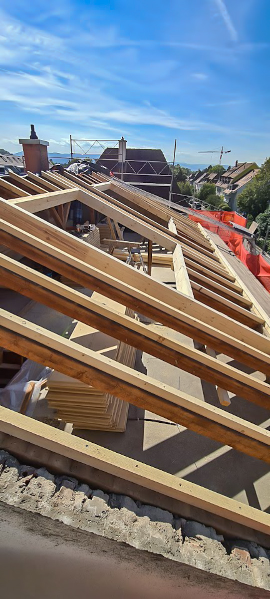 knoerndel_holzbau_zimmerei_dachsanierungen_denkmalpflege_isolationen_dachreparatur_dachfenster_velux_riehen_bettingen_basel_innenausbau 101