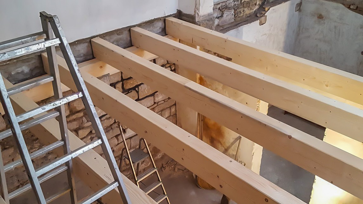 knoerndel_holzbau_zimmerei_dachsanierungen_denkmalpflege_isolationen_dachreparatur_dachfenster_velux_riehen_bettingen_basel_innenausbau 40