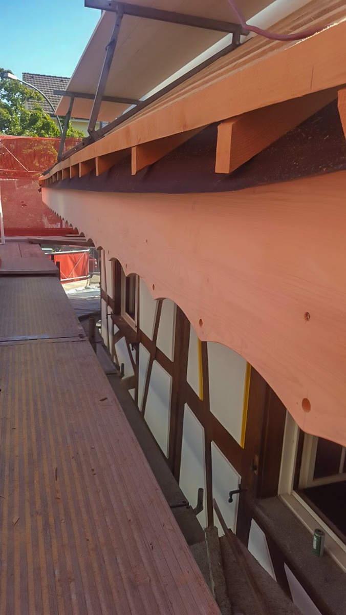 knoerndel_holzbau_zimmerei_dachsanierungen_denkmalpflege_isolationen_dachreparatur_dachfenster_velux_riehen_bettingen_basel_innenausbau 53