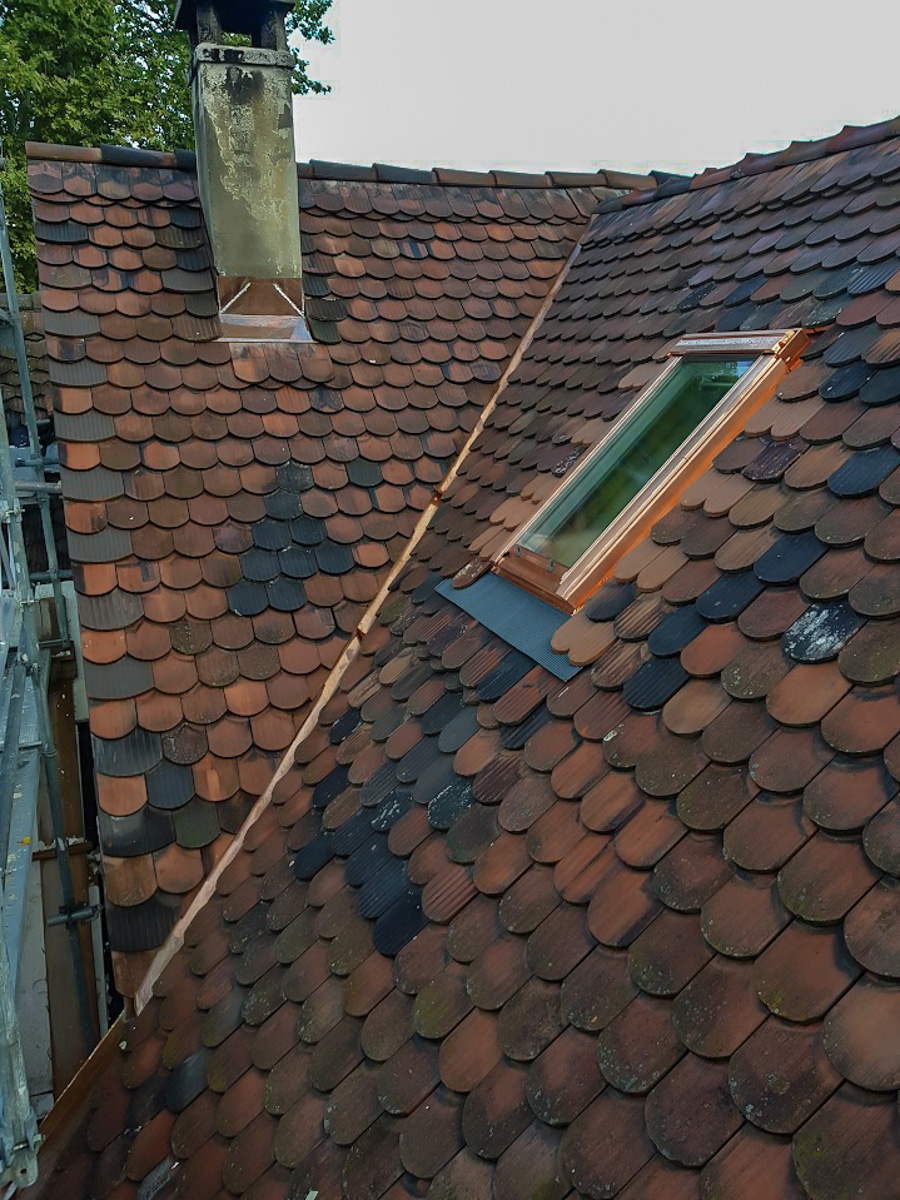 knoerndel_holzbau_zimmerei_dachsanierungen_denkmalpflege_isolationen_dachreparatur_dachfenster_velux_riehen_bettingen_basel_innenausbau 56