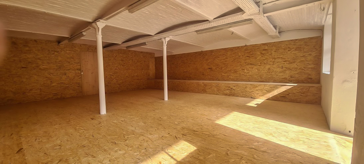 knoerndel_holzbau_zimmerei_dachsanierungen_denkmalpflege_isolationen_dachreparatur_dachfenster_velux_riehen_bettingen_basel_innenausbau 76